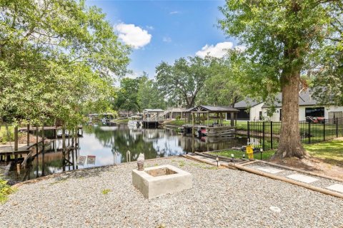 House in Lutz, Florida 3 bedrooms, 177.81 sq.m. № 1676072 - photo 30