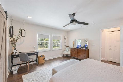 House in Lutz, Florida 3 bedrooms, 177.81 sq.m. № 1676072 - photo 24