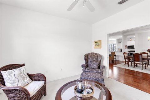 Casa en venta en Bradenton, Florida, 2 dormitorios, 180.42 m2 № 1684424 - foto 10