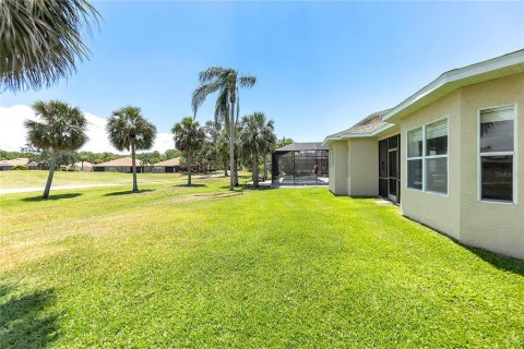 Casa en venta en Bradenton, Florida, 2 dormitorios, 180.42 m2 № 1684424 - foto 3