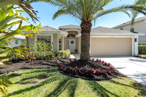 Casa en venta en Bradenton, Florida, 2 dormitorios, 180.42 m2 № 1684424 - foto 1