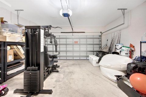 Купить виллу или дом в Хомстед, Флорида 4 спальни, 224.08м2, № 1971653 - фото 24