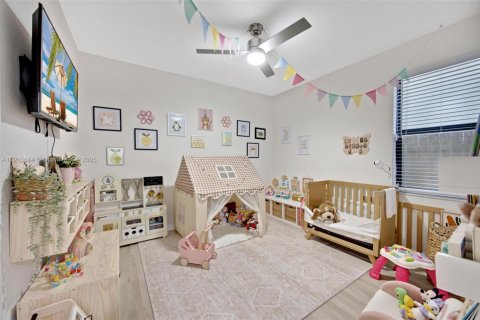 Купить виллу или дом в Хомстед, Флорида 4 спальни, 224.08м2, № 1971653 - фото 19