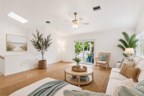 Casa en venta en Dunedin, Florida, 3 dormitorios, 187.29 m2 № 2227425 - foto 4