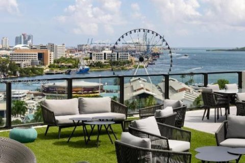 Copropriété à vendre à Miami, Floride: 41.06 m2 № 2003987 - photo 9