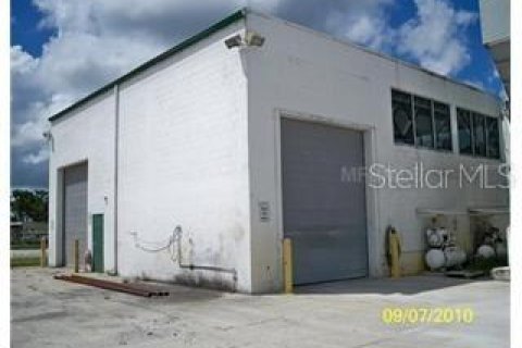 Propiedad comercial en venta en Orlando, Florida № 1675649 - foto 5