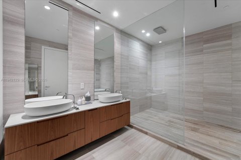 Купить кондоминиум в Майами-Бич, Флорида 2 спальни, 179.67м2, № 1999914 - фото 28