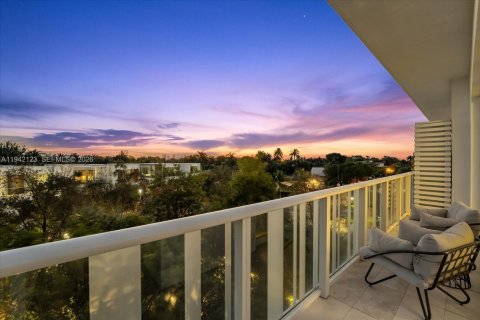 Купить кондоминиум в Майами-Бич, Флорида 2 спальни, 179.67м2, № 1999914 - фото 12