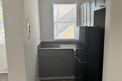 Снять в аренду квартиру в Майами, Флорида 1 спальня, 57.6м2, № 2005153 - фото 5