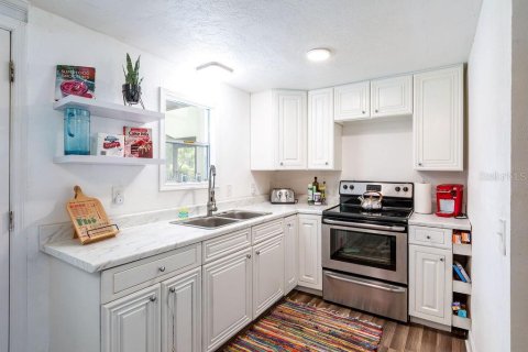 House in Lake City, Florida 3 bedrooms, 104.05 sq.m. № 2197691 - photo 8