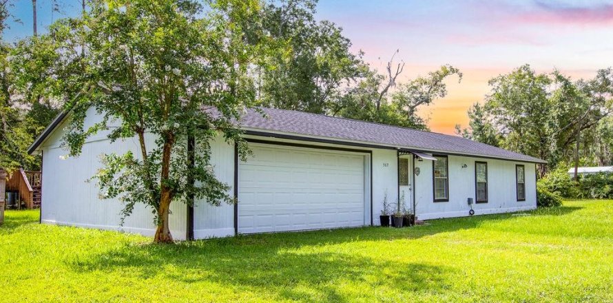 House in Lake City, Florida 3 bedrooms, 104.05 sq.m. № 2197691