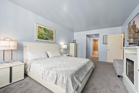 Copropriété à vendre à Sunny Isles Beach, Floride: 2 chambres, 125.42 m2 № 2003825 - photo 7