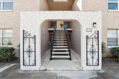 Condominio en venta en Casselberry, Florida, 1 dormitorio, 72.56 m2 № 2098857 - foto 3