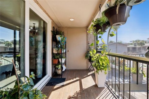 Condominio en venta en Casselberry, Florida, 1 dormitorio, 72.56 m2 № 2098857 - foto 9