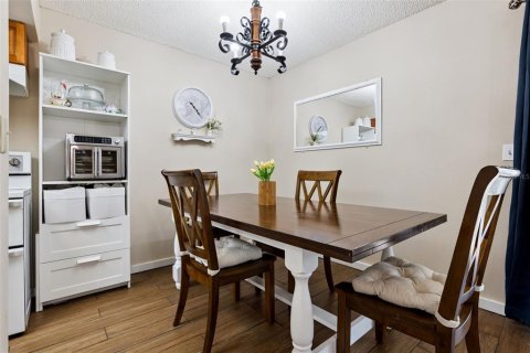 Condominio en venta en Casselberry, Florida, 1 dormitorio, 72.56 m2 № 2098857 - foto 12