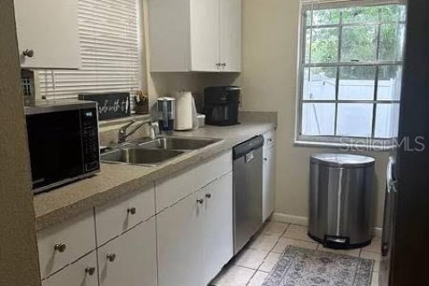 Townhouse in Ocala, Florida 2 bedrooms, 93.37 sq.m. № 1907868 - photo 3