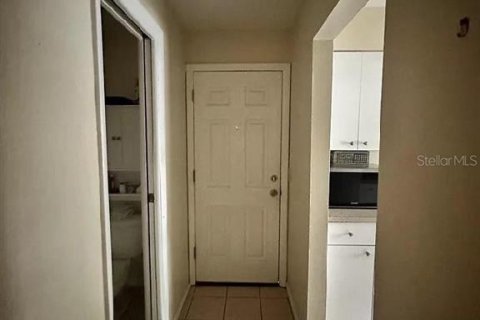 Townhouse in Ocala, Florida 2 bedrooms, 93.37 sq.m. № 1907868 - photo 2