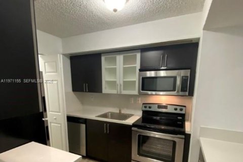 Condominio en alquiler en Miami, Florida, 2 dormitorios, 84.26 m2 № 2032237 - foto 11