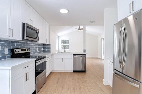 Купить виллу или дом в Брэндон, Флорида 3 комнаты, 164.62м2, № 2148746 - фото 25