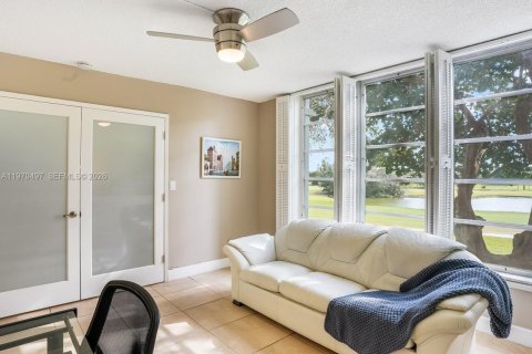 Condominio en venta en Pompano Beach, Florida, 2 dormitorios, 102.19 m2 № 2032692 - foto 8