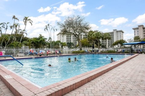Condominio en venta en Pompano Beach, Florida, 2 dormitorios, 102.19 m2 № 2032692 - foto 22
