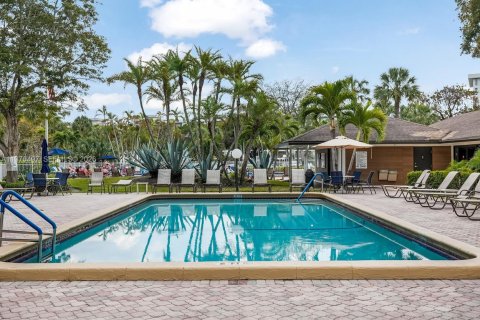 Condominio en venta en Pompano Beach, Florida, 2 dormitorios, 102.19 m2 № 2032692 - foto 21