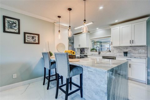Casa en venta en Land O' Lakes, Florida, 3 dormitorios, 158.77 m2 № 2384466 - foto 4