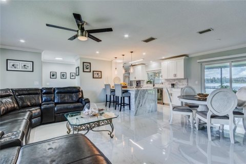 Casa en venta en Land O' Lakes, Florida, 3 dormitorios, 158.77 m2 № 2384466 - foto 7