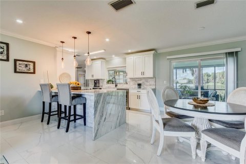 Casa en venta en Land O' Lakes, Florida, 3 dormitorios, 158.77 m2 № 2384466 - foto 13