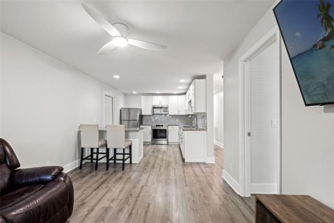 Villa ou maison à vendre à Tampa, Floride: 4 chambres, 131.55 m2 № 2429147 - photo 27