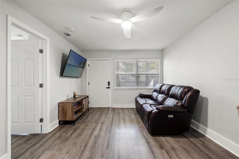 Villa ou maison à vendre à Tampa, Floride: 4 chambres, 131.55 m2 № 2429147 - photo 29