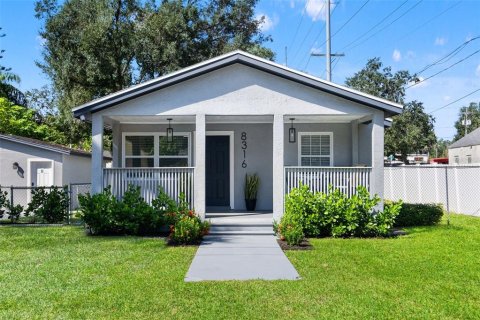 Villa ou maison à Tampa, Floride 4 chambres, 131.55 m2 № 2429147