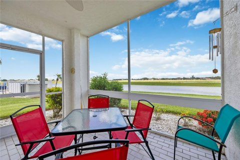 Condo in North Port, Florida, 2 bedrooms  № 2200468 - photo 26