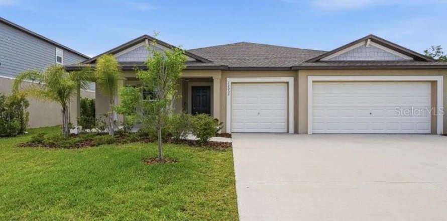 House in Parrish, Florida 4 bedrooms, 226.59 sq.m. № 2092992