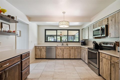 Villa ou maison à vendre à Longwood, Floride: 4 chambres, 202.34 m2 № 2437195 - photo 12