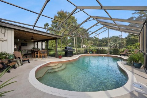 Villa ou maison à vendre à Longwood, Floride: 4 chambres, 202.34 m2 № 2437195 - photo 2