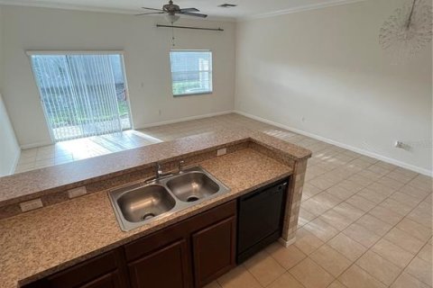 Townhouse in Winter Springs, Florida 3 bedrooms, 138.61 sq.m. № 1522431 - photo 20