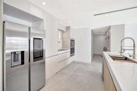 Casa en venta en Fort Lauderdale, Florida, 3 dormitorios, 190.26 m2 № 2039434 - foto 14