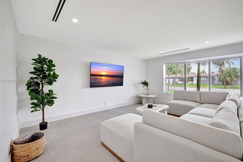 Casa en venta en Fort Lauderdale, Florida, 3 dormitorios, 190.26 m2 № 2039434 - foto 9