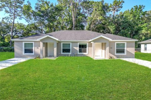 Commercial property in Inverness, Florida 4 bedrooms, 195.47 sq.m. № 1821328 - photo 1