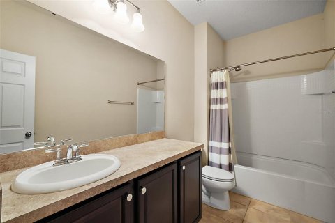 Casa en venta en Mount Dora, Florida, 3 dormitorios, 201.04 m2 № 1796955 - foto 30