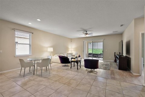 Casa en venta en Mount Dora, Florida, 3 dormitorios, 201.04 m2 № 1796955 - foto 13