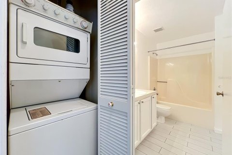 Condominio en venta en Orlando, Florida, 2 dormitorios, 121.24 m2 № 2132466 - foto 30