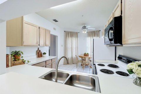 Condominio en venta en Orlando, Florida, 2 dormitorios, 121.24 m2 № 2132466 - foto 14