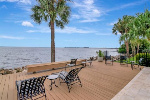Condo à Tampa, Floride, 3 chambres  № 2436757