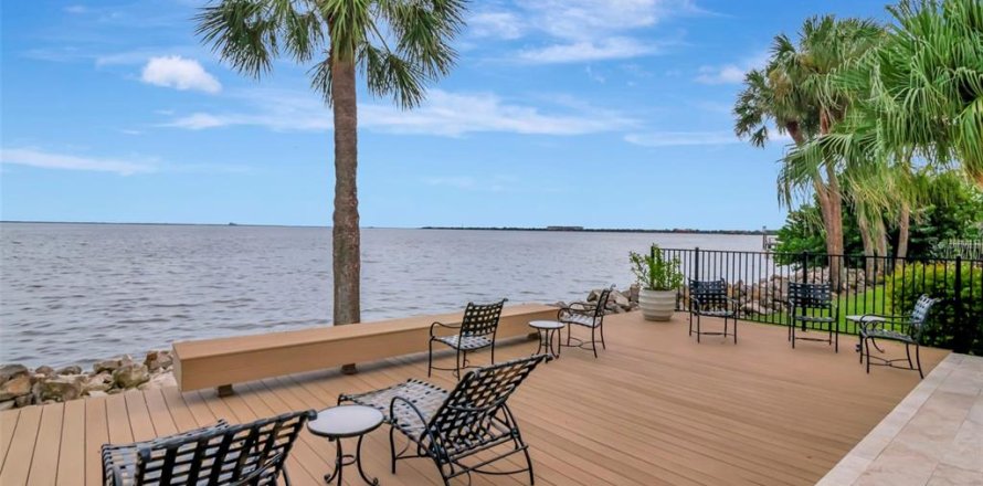 Condo à Tampa, Floride, 3 chambres  № 2436757