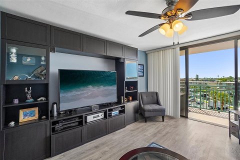 Copropriété à vendre à Saint Petersburg, Floride: 2 chambres, 109.16 m2 № 2219619 - photo 9