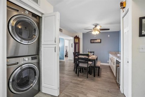 Copropriété à vendre à Saint Petersburg, Floride: 2 chambres, 109.16 m2 № 2219619 - photo 17