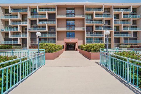 Copropriété à vendre à Saint Petersburg, Floride: 2 chambres, 109.16 m2 № 2219619 - photo 4