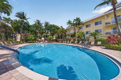 Condominio en venta en Fort Lauderdale, Florida, 2 dormitorios, 118.26 m2 № 2283150 - foto 20